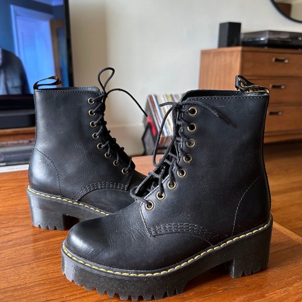 Dr. Martens 'Shriver' Boot (Size 6 / Worn Twice)